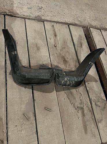 брызговики на фит: Брызговики задние оригинал на Хонду фит. Рестайлинг. Целые. Крепления — 2