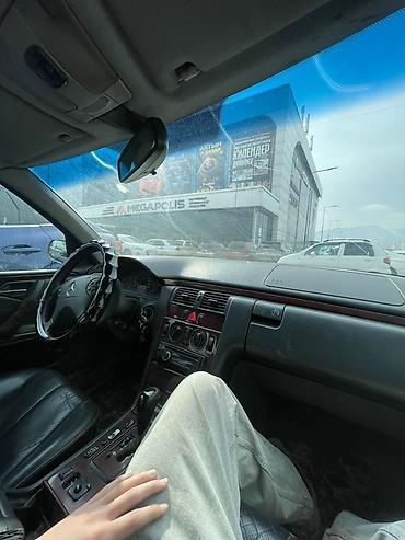 Mercedes-Benz: Mercedes-Benz E-Class: 2001 г., 2.2 л, Автомат, Дизель, Седан — 6