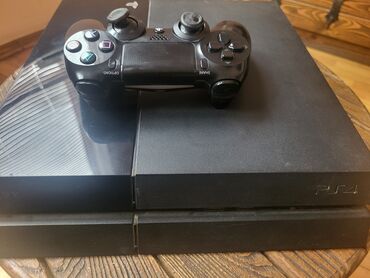 plesteyşin 2: PS4 500 gb + 2 oyun