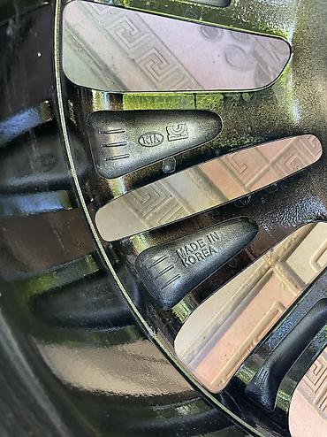 грандеуо: Литые Диски R 18 Kia, Комплект, отверстий - 5, Б/у — 7