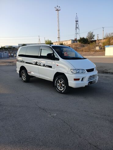 купить фронтальный погрузчик бу: Mitsubishi Delica: 2000 г., 3 л, Автомат, Бензин, Жол тандабас