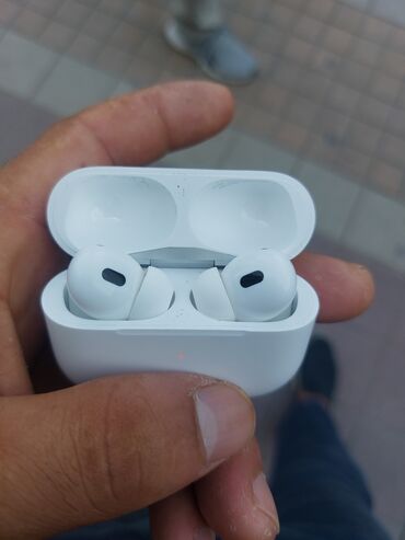 kaku airpods: AIRPODS PRO 2 ELA VEZYETDE HEC bir problemi yoxdu