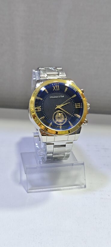 Qol saatları: Beyler üçün saat modelleri — 10