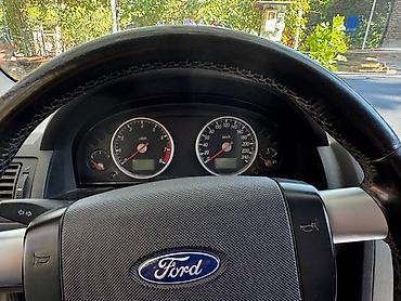сапог бортовой 410: Ford Mondeo: 2001 г., Механика, Бензин, Лифтбек — 2