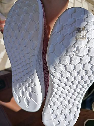 Patike: Ženske slip-on patike u roze boji - Veličina: 40 - Gazište: 24.5 cm - — 2