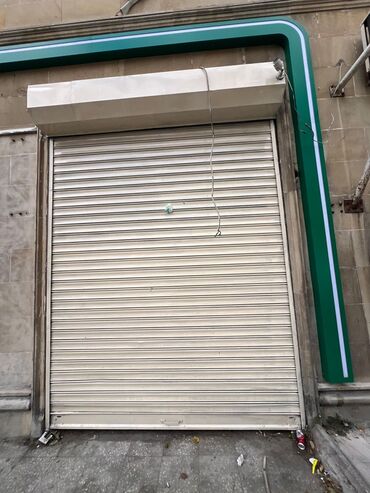 Bunker qapıları: Jalüz qapılar