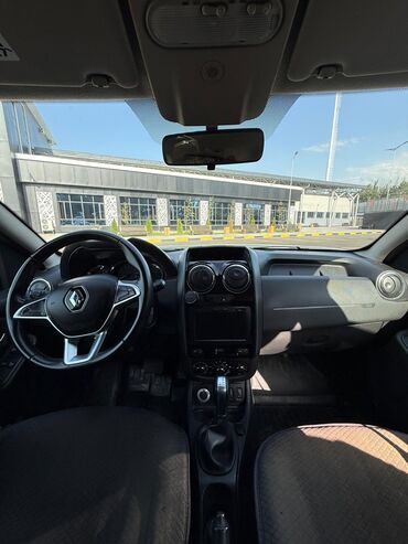 Renault: Renault Duster: 2019 г., 2 л, Автомат, Бензиновая, Кроссовер — 8