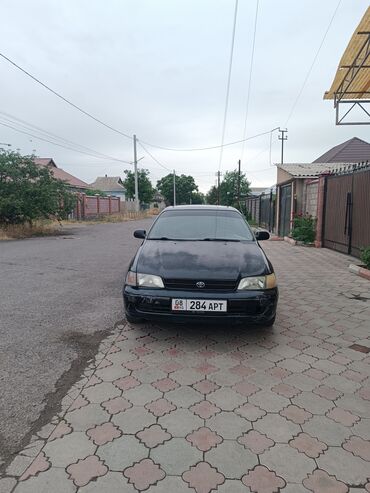 Toyota: Toyota Carina E: 1995 г., 1.6 л, Механика, Газ, Седан