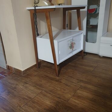 Komode: Retro komoda,prelepa kao nova,ocuvana.Restaurirana u kućnoj na lalafo.rs — 17 Komode: Retro komoda,prelepa kao nova,ocuvana.Restaurirana u kućnoj — 17