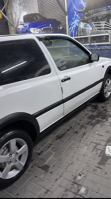 химия на авто: Volkswagen Golf: 1993 г., 1.8 л, Автомат, Бензин, Хэтчбэк — 4