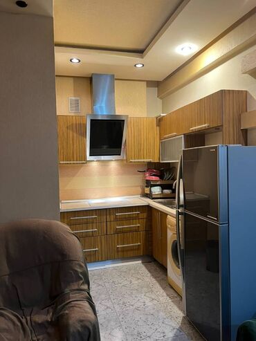 Uzunmüddətli kirayə mənzillər: 28 MAY metrosunun yaxınlığında 18 mertebeli binanın 7-ci — 2