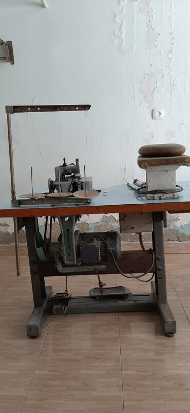 maşın üçün kameralar: Tikiş maşını İşlənmiş,Elektromexaniki, 3 saplı, Ünvandan götürmə
