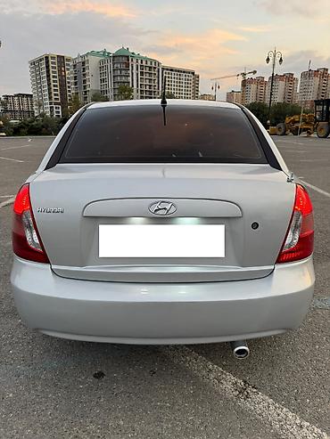 ev ucun kalonka: Hyundai Accent: 1.4 l | 2009 il Sedan — 9