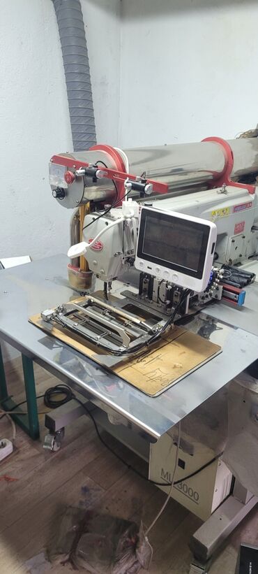 запчасти на швейную машинку: Автоматическая швейная машина для пришивания карманов с