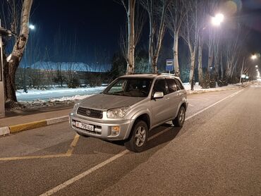 Toyota: Toyota RAV4: 2002 г., 2 л, Автомат, Бензин, Внедорожник