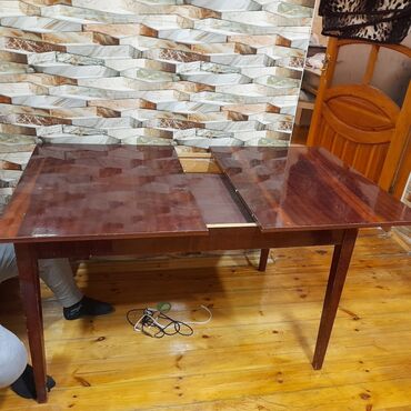 кухонный стол и стулья: Masa