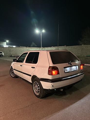 Volkswagen: Volkswagen Golf: 1993 г., Механика, Хэтчбэк — 9