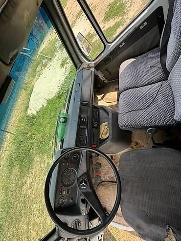 реплика мото: Mercedes-Benz : 1990 г., 3 л, Механика, Дизель, Фургон — 4