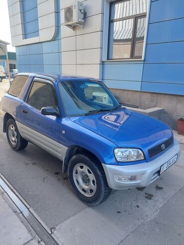 ауди кроссовер: Toyota RAV4: 1995 г., 2 л, Автомат, Бензин, Кроссовер