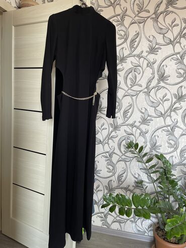 черное платье: Вечернее платье, Макси, L (EU 40)