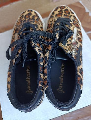Stradivarius qadın krossovkaları - Dizayn: leopard printli üst hissə lalafo.az -da Stradivarius qadın krossovkaları - Dizayn: leopard printli üst hissə