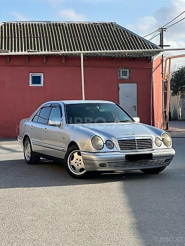 elektrikli maşınlar: Mercedes-Benz E-Class: 2 l | 1997 il Sedan — 1