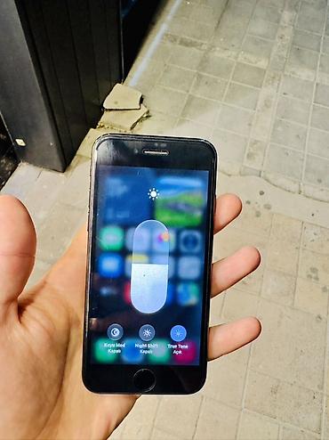 Mobil telefonlar: IPhone SE 2020, 64 GB, Qara, Barmaq izi — 3