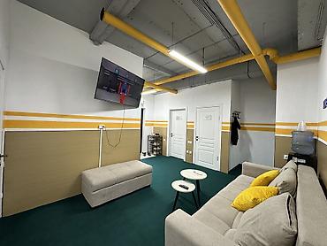 центральная: Массажный кабинет, 120 м², 6 комнат, Без оборудования,Отдельный вход — 3