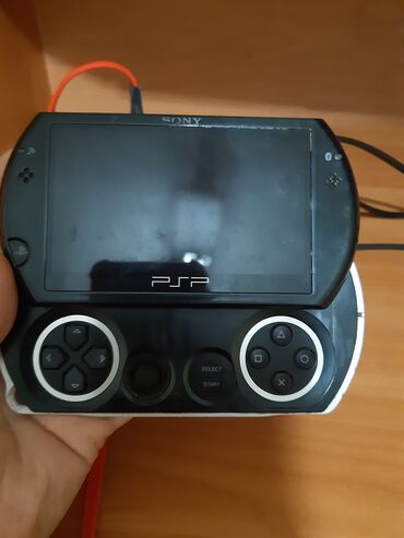 ������������ psp 1000 в Кыргызстан | PSP (SONY PLAYSTATION PORTABLE): Sony psp в отличном состоянии, все работает, только нет зарядника