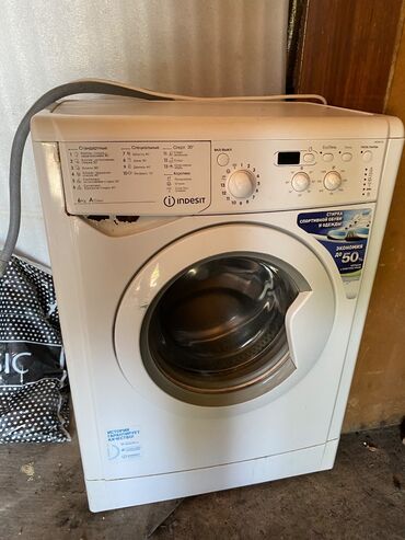 ремонт пылесосов бишкек: Стиральная машина Indesit, Б/у, Автомат, До 6 кг
