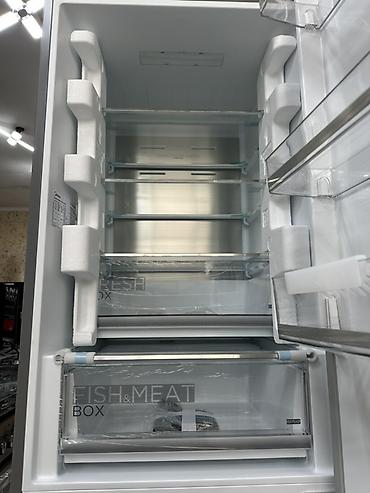 Холодильники: Холодильник Midea, Новый, Двухкамерный — 9