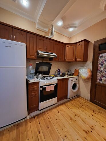 Uzunmüddətli kirayə mənzillər: Xalqlar Dostluğu 251 saylı məktəbin yaninda, 16/4 cü mərtəbəsi 2 otaqa — 5