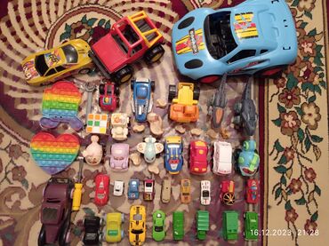 игрушки за 200 сом: Игрушки для мальчиков 
За всё 1600 сомов