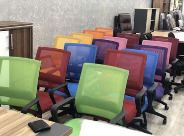 купить кресло для офиса: 🔥Ofis kreslosu 110azn🔥Her reng mövcuddur🔥vatsapa yazn🔥