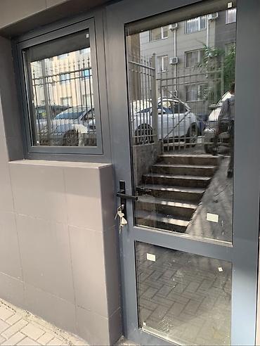 Аренда магазинов: СРОЧНО СДАЁТСЯ КОММЕРЧЕСКОЕ ПОМЕЩЕНИЕ — 42м² или 91м² 📍 Адрес: г — 5