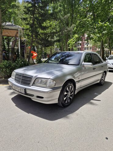 Mercedes-Benz: Mercedes-Benz C-Class: 1.8 l | 1998 il Sedan