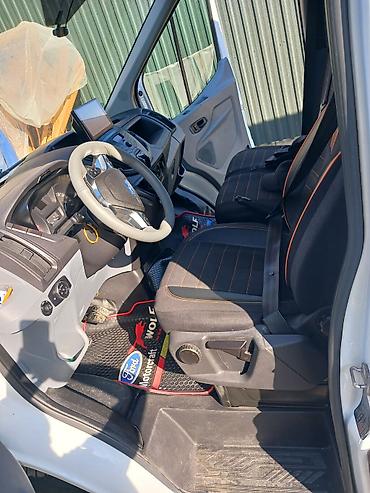 tank 3 pro: Ford Transit: 2.2 l | 2014 il Van body type — 9