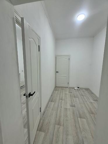 Аренда офисов: : 60 м², С ремонтом, Первая линия, С отдельным входом, С парковкой — 4