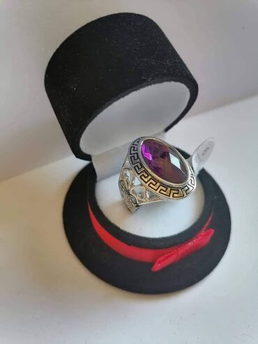 Prstenje: Cena: 1100din
Veličina 8 9 10 — 1