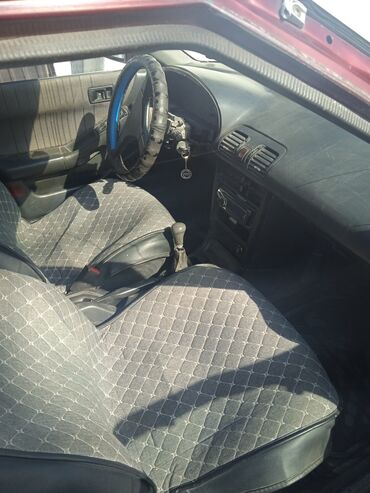 инструменты для автомобилей: Mazda 323: 1993 г., Механика, Хэтчбэк