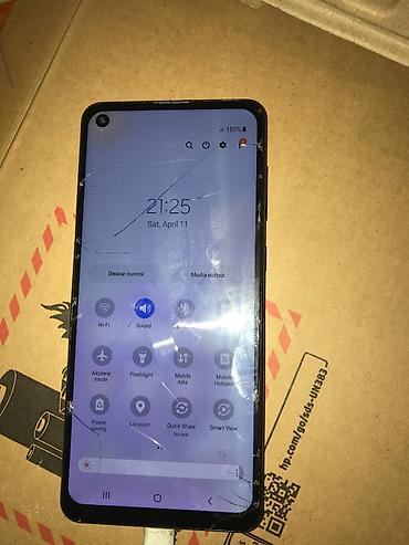 Samsung: Samsung a21s

sve radi, simfree — 5