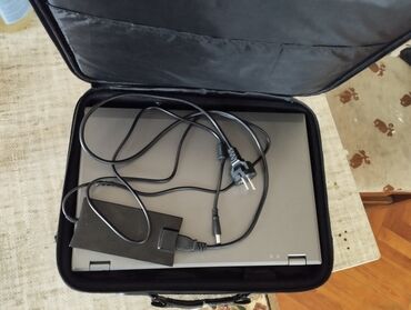 Dell: Dell Latitude noutbuk + çanta və adapter - Model: Dell Latitude — 4