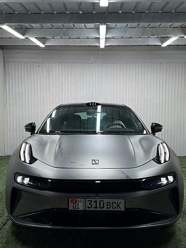 tesla y: Zeekr 001: | 2024 г. Фастбек — 7