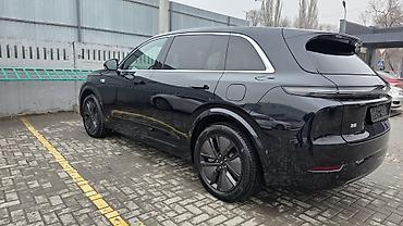 Lixiang: Lixiang L7: 2024 г., 1.5 л, Автомат, Гибрид, Кроссовер — 3