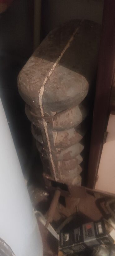 Döşəmə: İşlənmiş Seksiyalı Radiator Çuqun