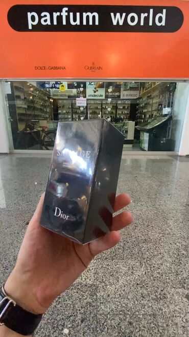 ətirlərin satışı: Dior Sauvage Elixir - Original - Kişi Ətri - 100 ml - 300 azn deyil -