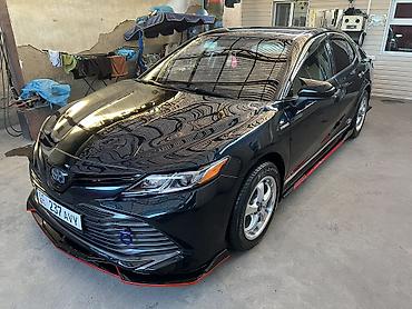 corolla 2018: Toyota Camry: 2018 г., 2.5 л, Вариатор, Гибрид, Седан — 3