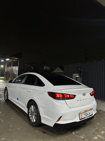 Hyundai: Hyundai Sonata: 2018 г., Бензин, Седан — 7