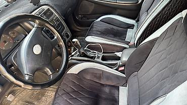 кожаная: Toyota Avensis: 2001 г., Механика, Дизель, Универсал — 2