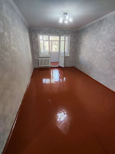 дом филармония: 3 бөлмө, 58 кв. м, 104-серия, 1 кабат, Косметикалык ремонт